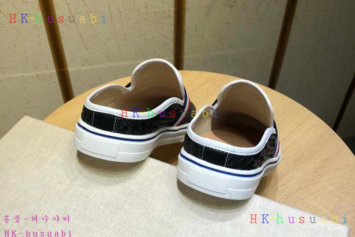 NEW 2018SS �߸� ������ ����Ŀ�� B 57840